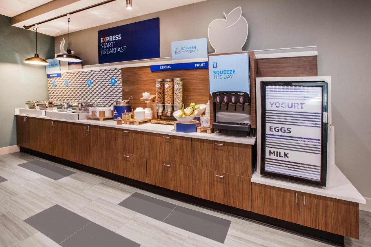 Holiday Inn Express & Suites - Springdale - Fayetteville Area Екстер'єр фото