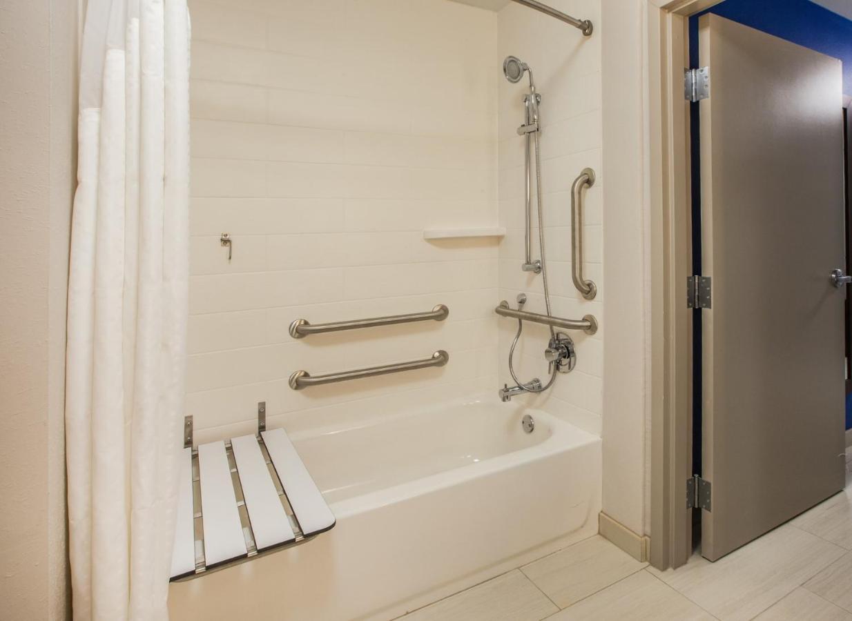 Holiday Inn Express & Suites - Springdale - Fayetteville Area Екстер'єр фото