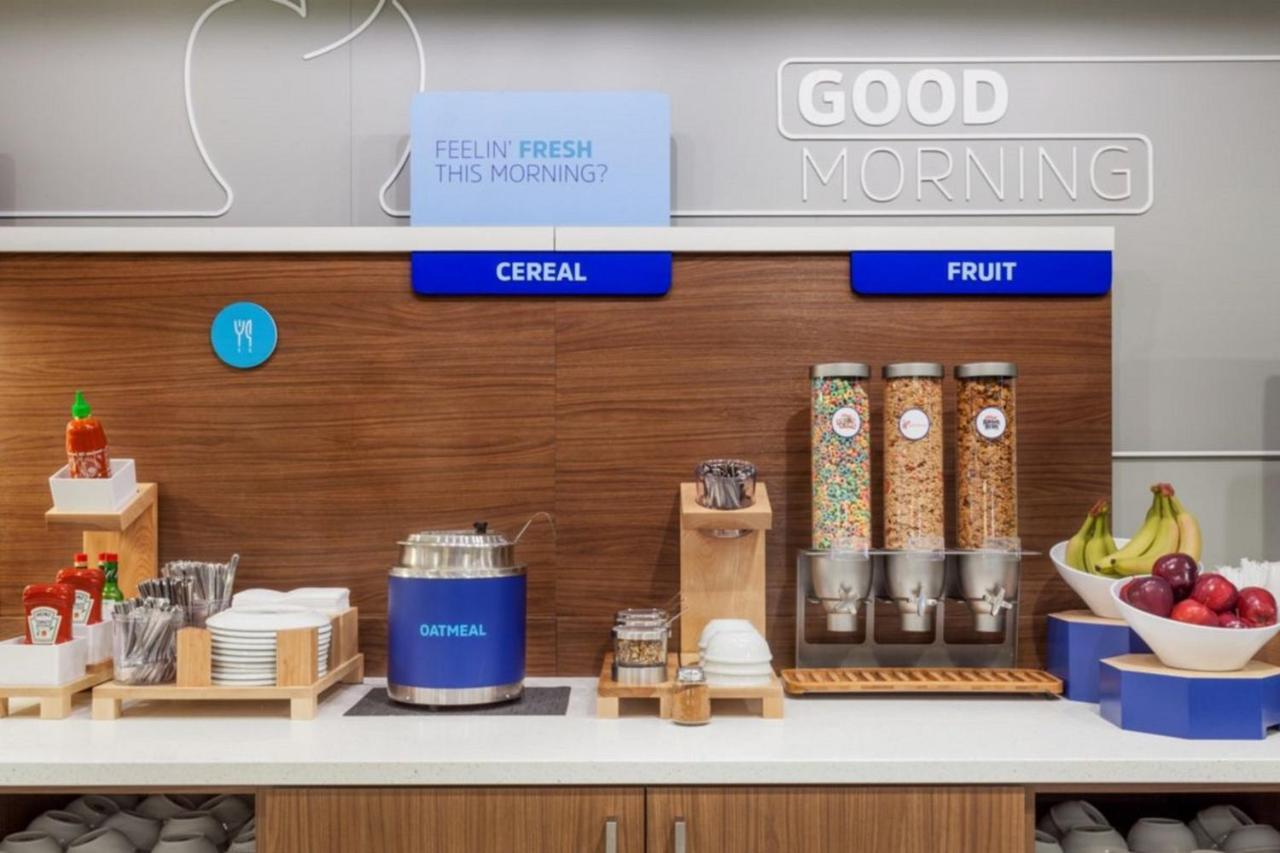 Holiday Inn Express & Suites - Springdale - Fayetteville Area Екстер'єр фото