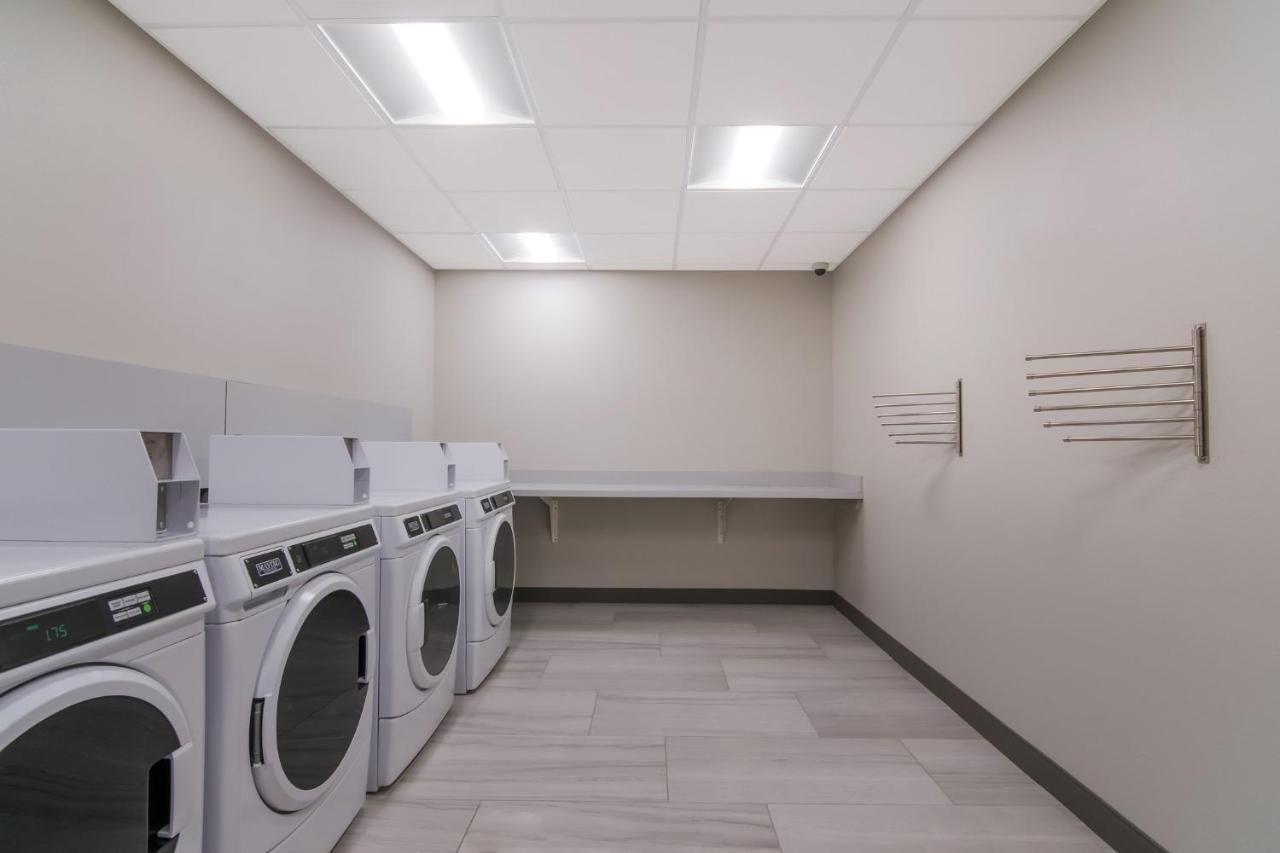 Holiday Inn Express & Suites - Springdale - Fayetteville Area Екстер'єр фото