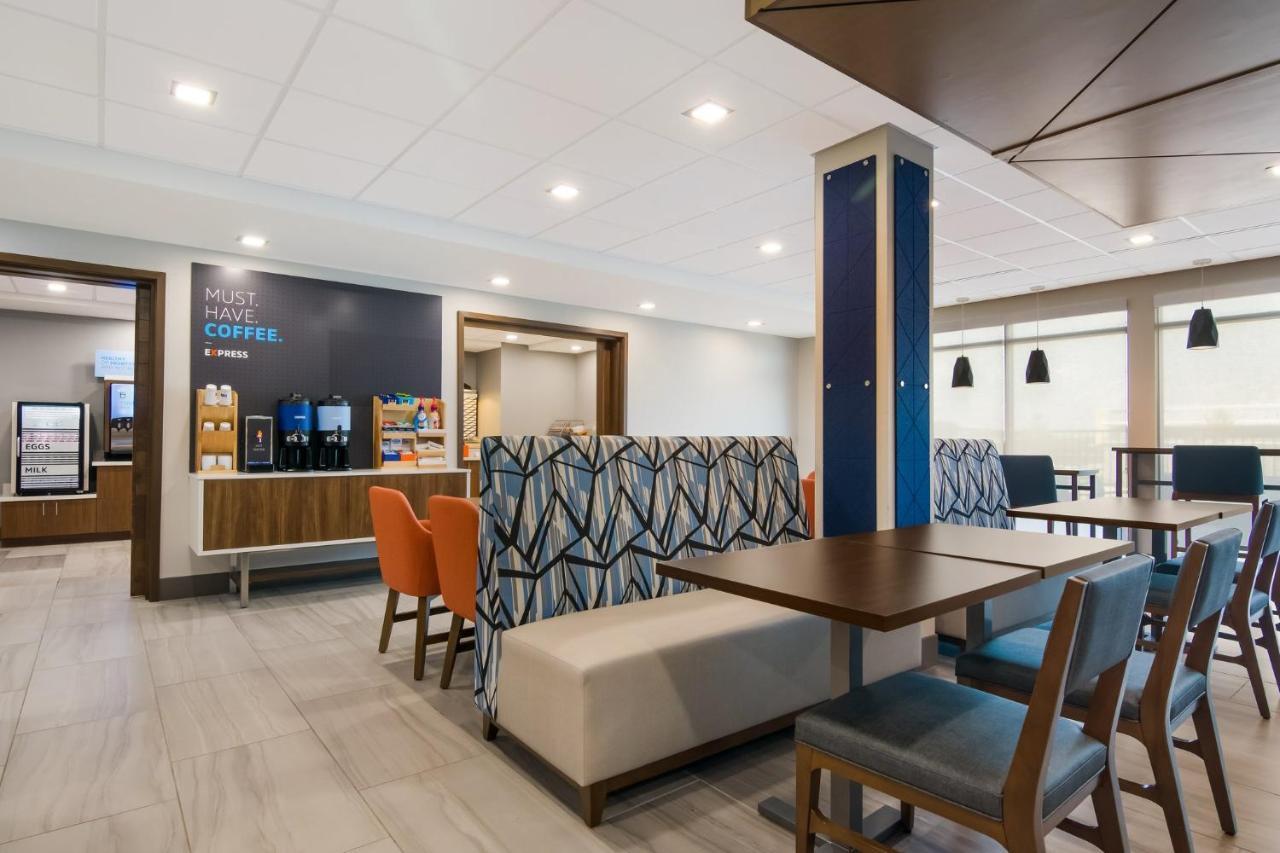Holiday Inn Express & Suites - Springdale - Fayetteville Area Екстер'єр фото